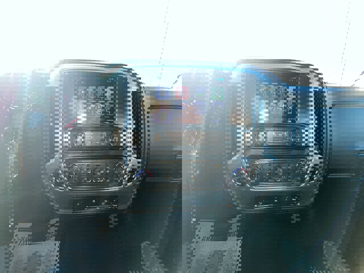 Used 2017 GMC Sierra 1500 SLT w/ SLT Preferred Package image 18