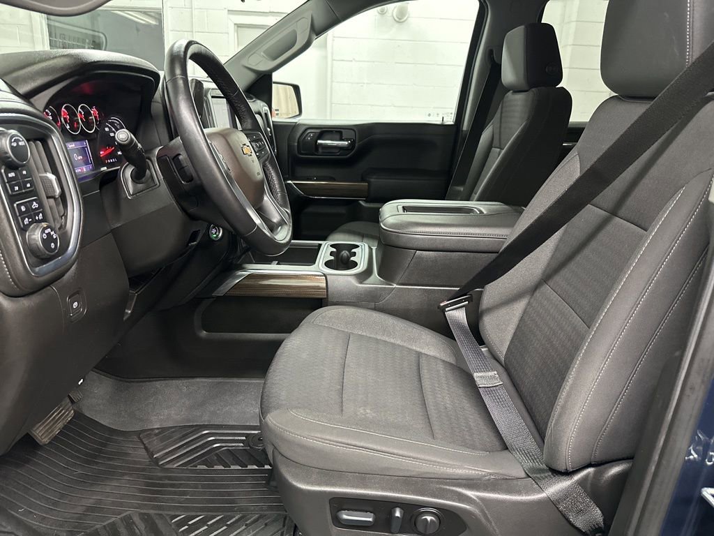 Used 2022 Chevrolet Silverado 1500 LT Trail Boss w/ Bed Protection Package AWD/4WD image 21
