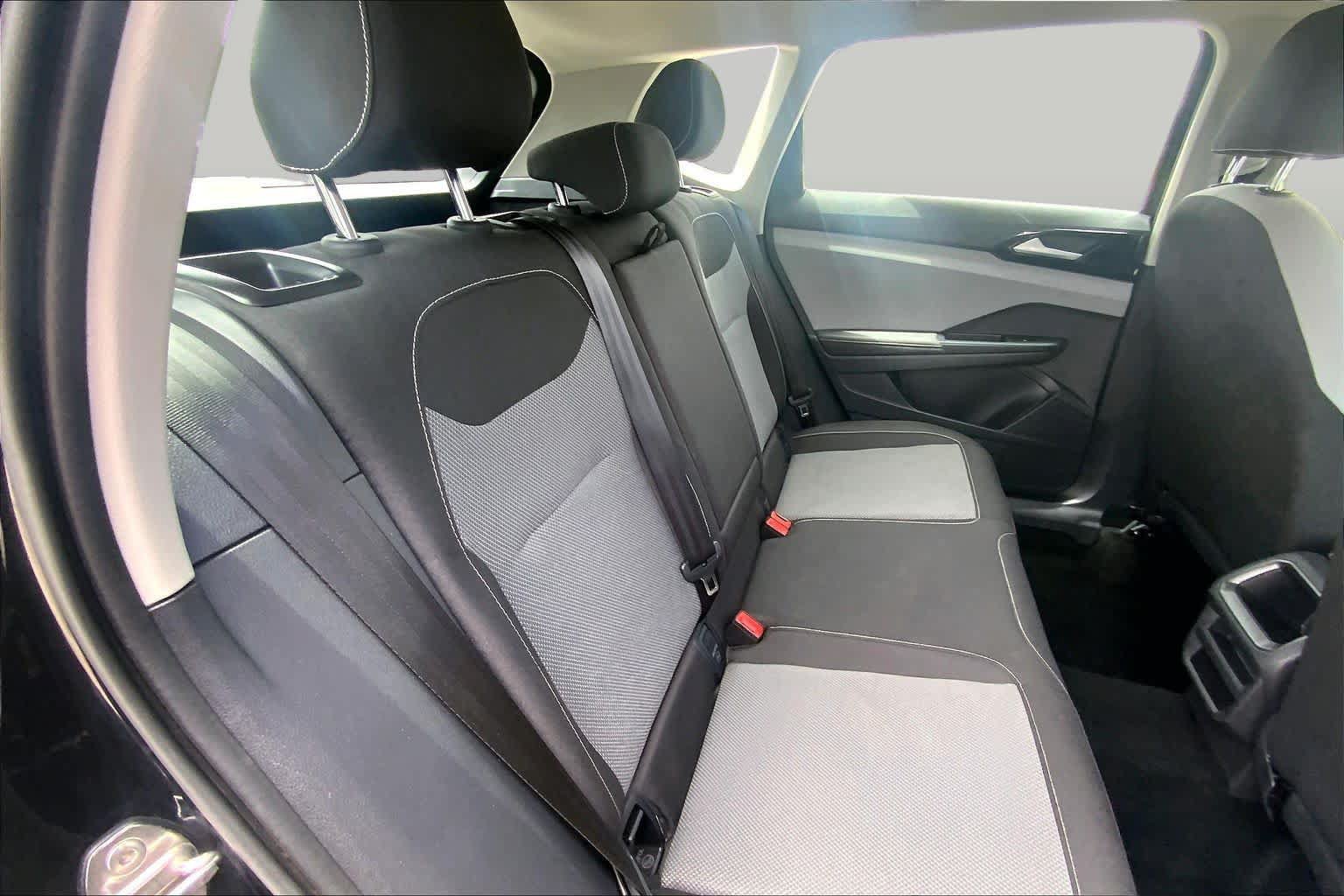 Used 2024 Volkswagen Taos S FWD image 19
