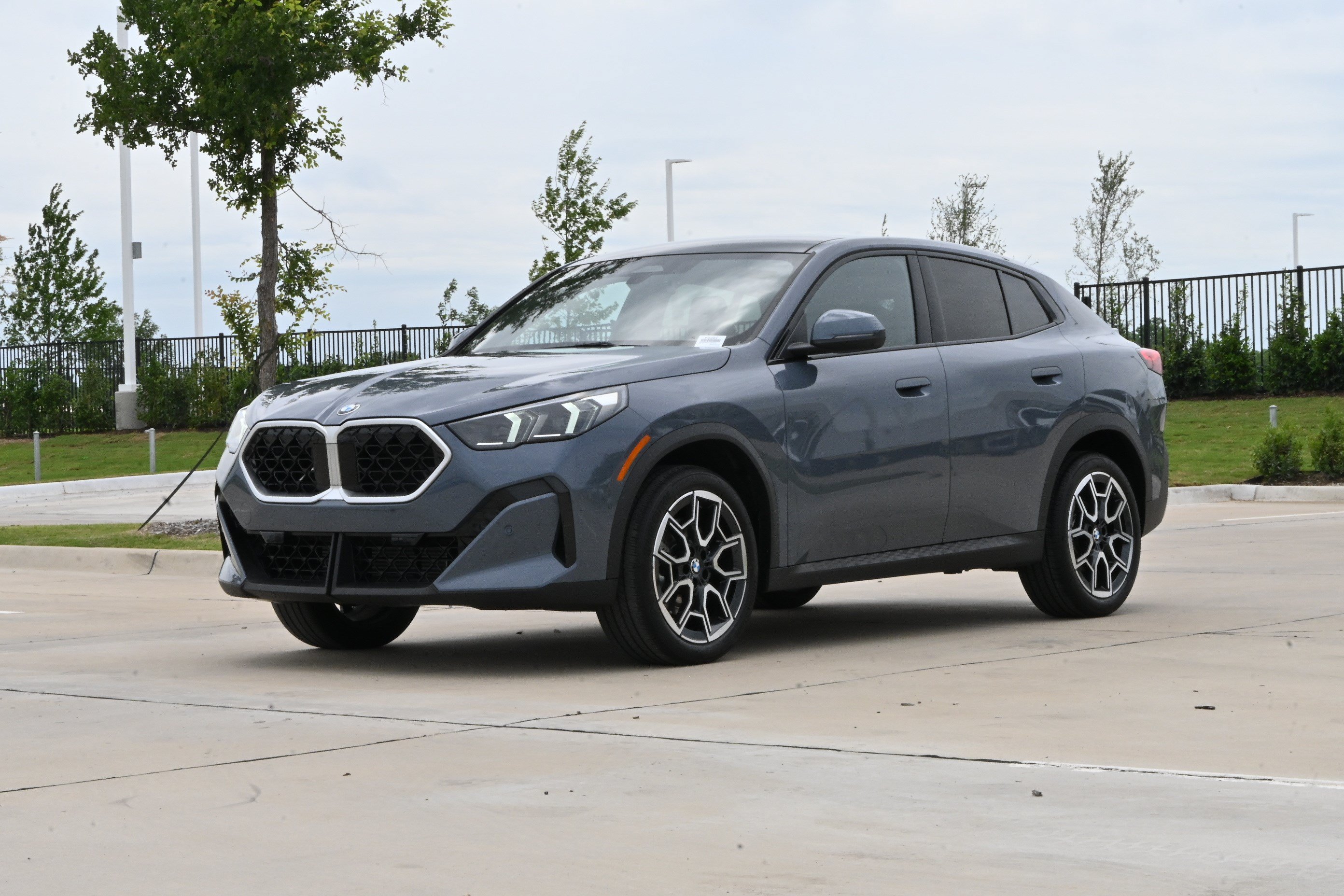 Certified 2026 BMW X2 xDrive28i AWD/4WD image 5