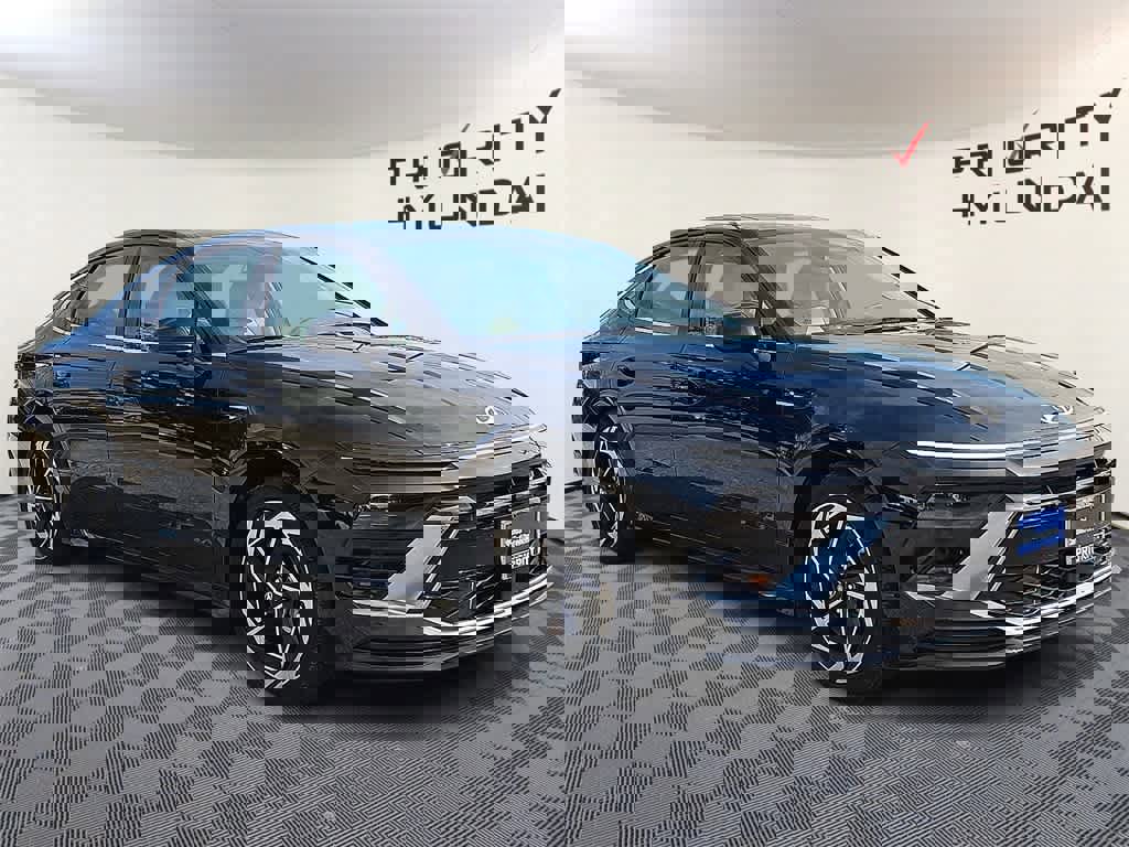 Certified 2024 Hyundai Sonata SEL w/ Convenience Package image 3