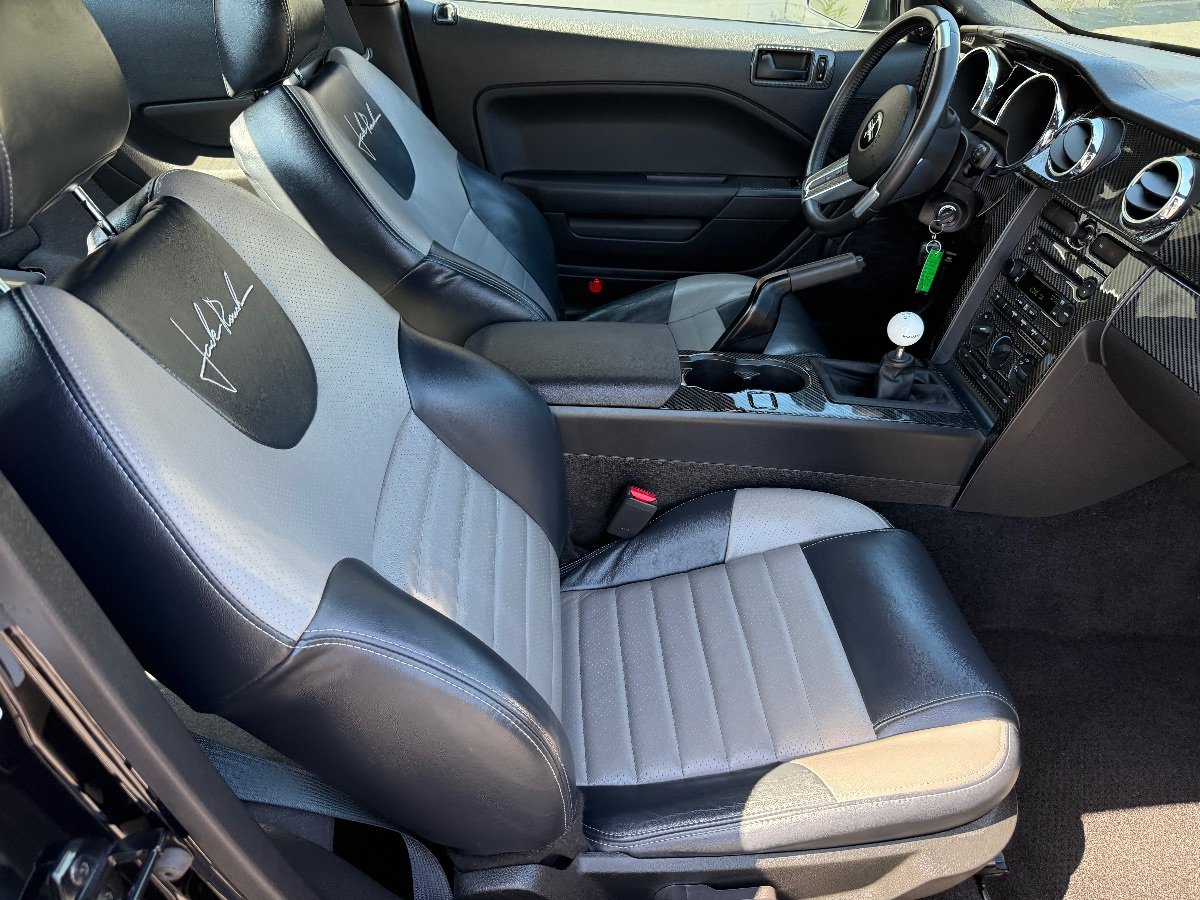 Used 2007 Ford Mustang GT RWD image 16