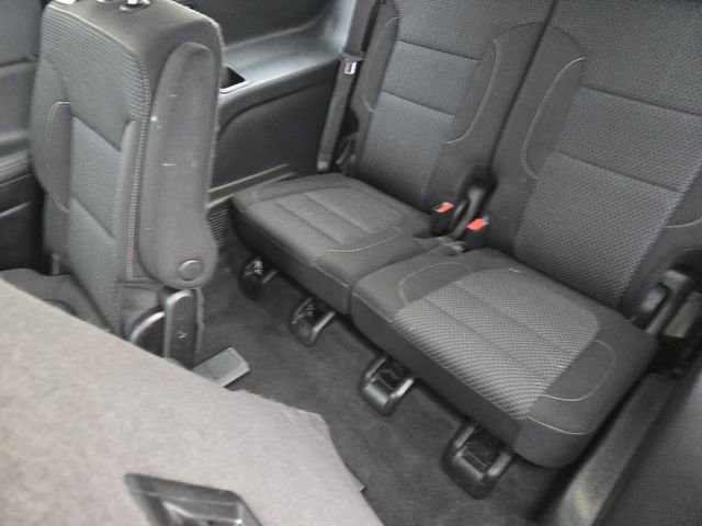 Used 2023 GMC Acadia SLE w/ Driver Convenience Package image 21