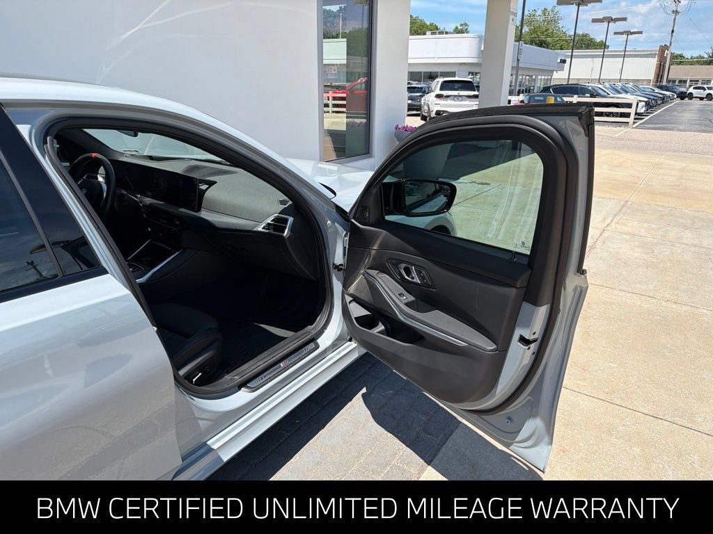 Used 2025 BMW M340i xDrive w/ Premium Package AWD/4WD image 16