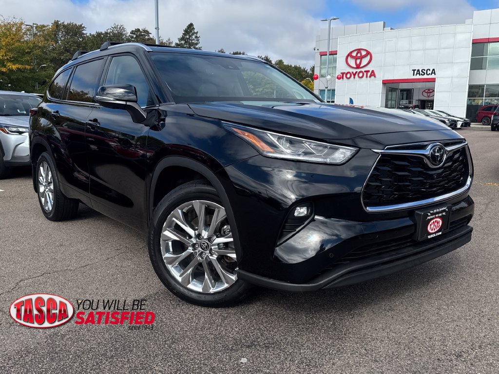 Used 2024 Toyota Highlander Limited