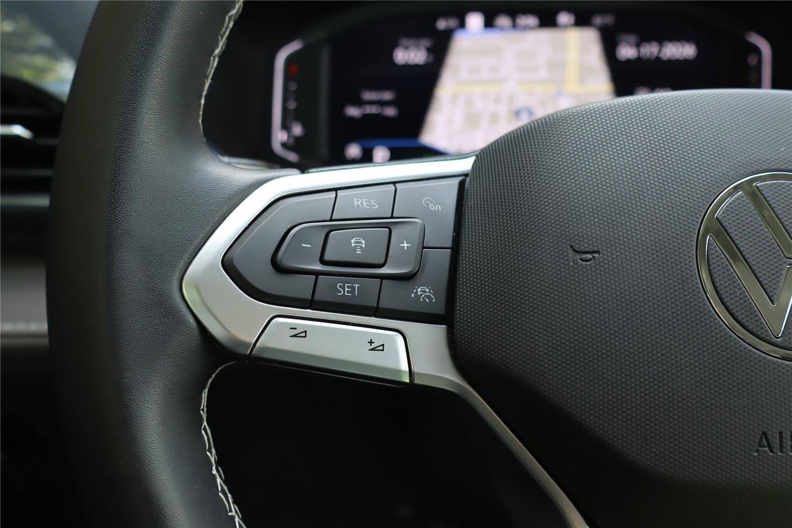 Certified 2023 Volkswagen Taos SEL AWD/4WD image 16