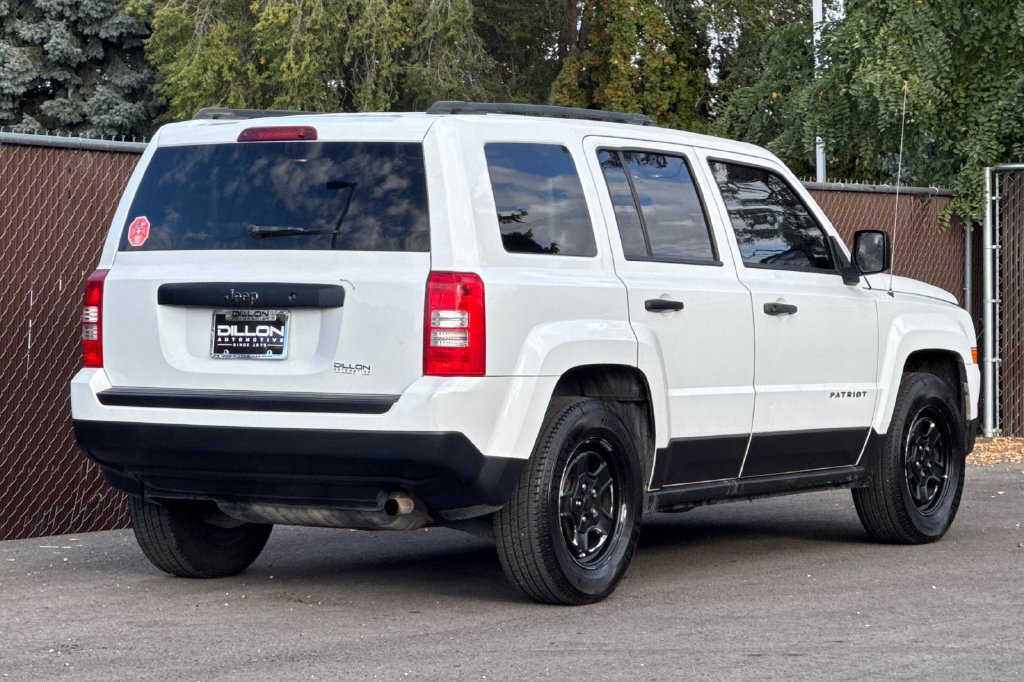 Used 2015 Jeep Patriot Sport FWD image 7