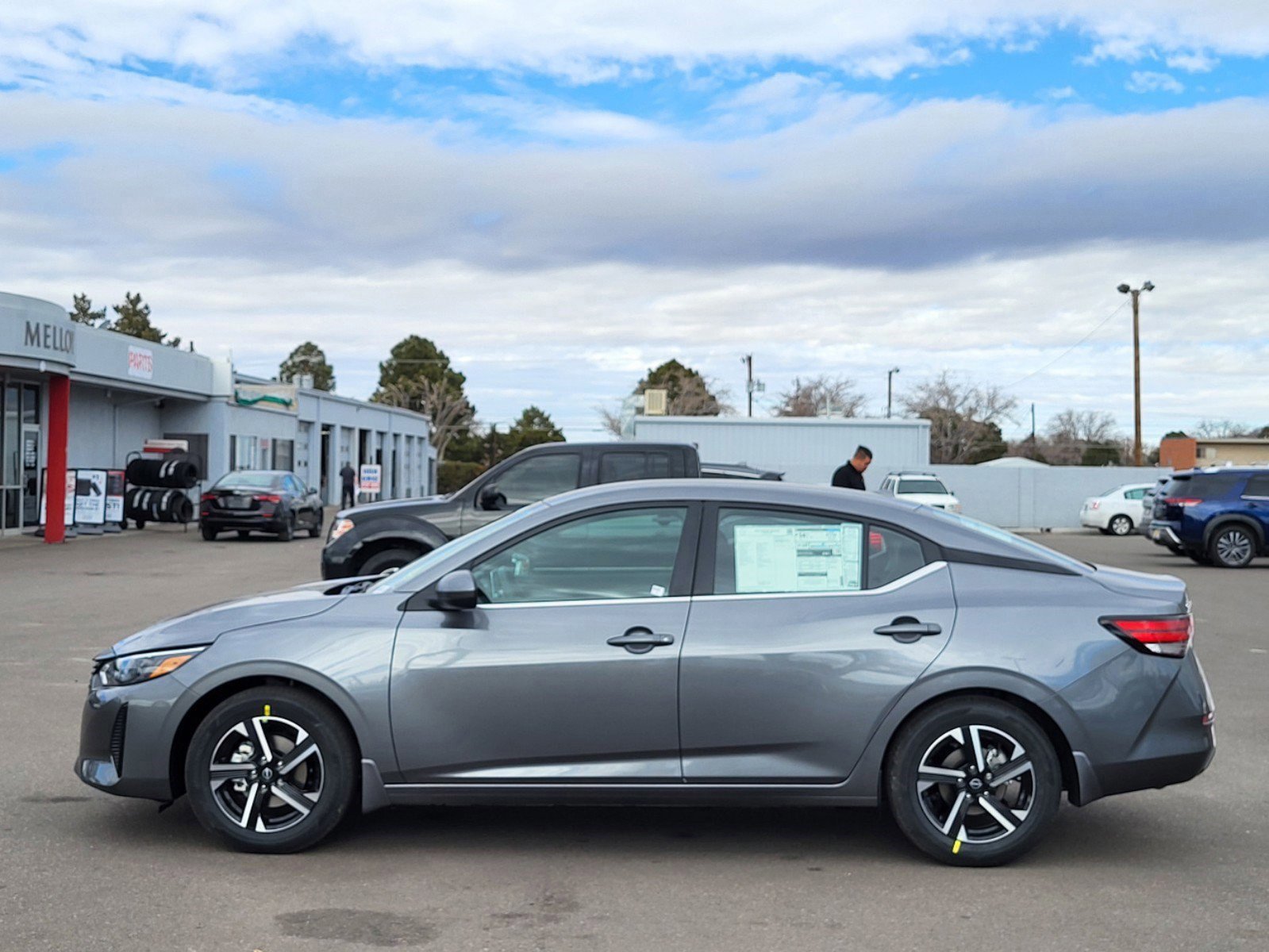 New 2025 Nissan Sentra SV image 2