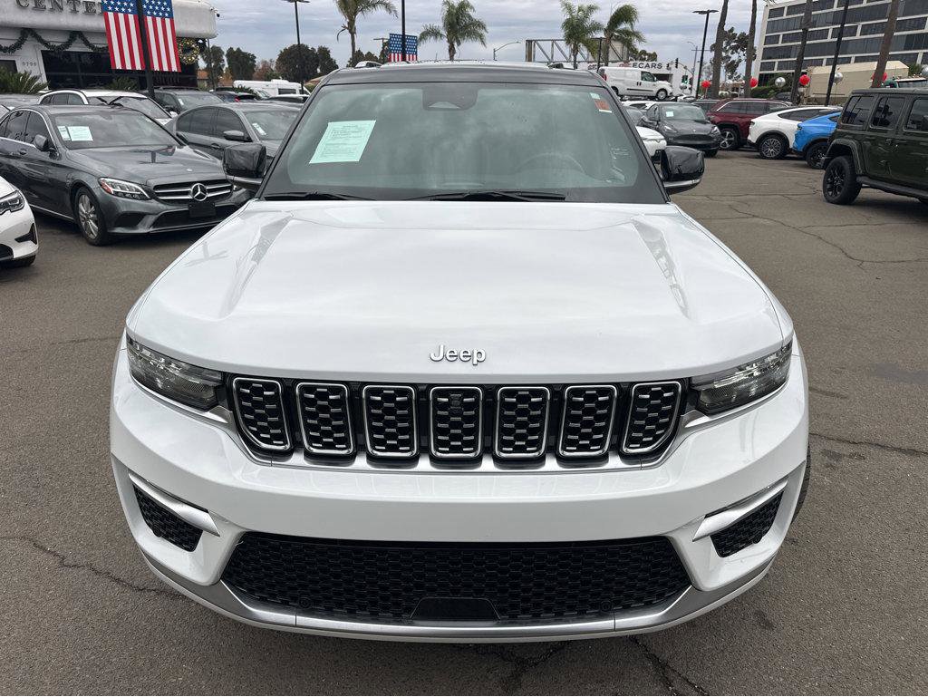 Used 2022 Jeep Grand Cherokee Summit AWD/4WD image 2