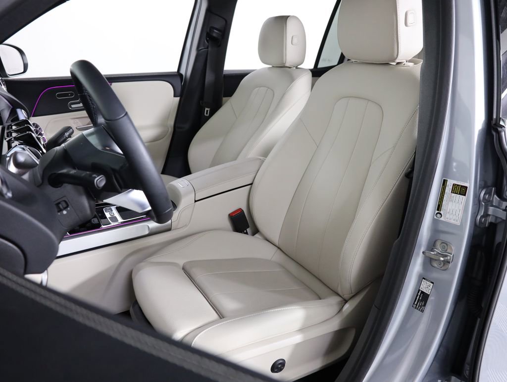 Certified 2026 Mercedes-Benz GLB 250 4MATIC image 40