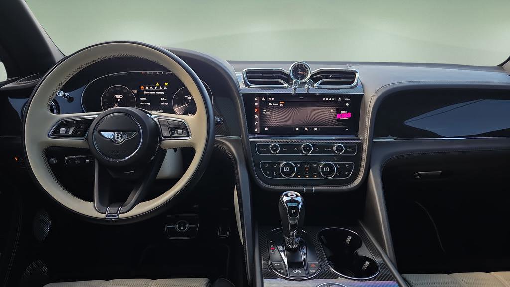 Used 2021 Bentley Bentayga Speed image 4