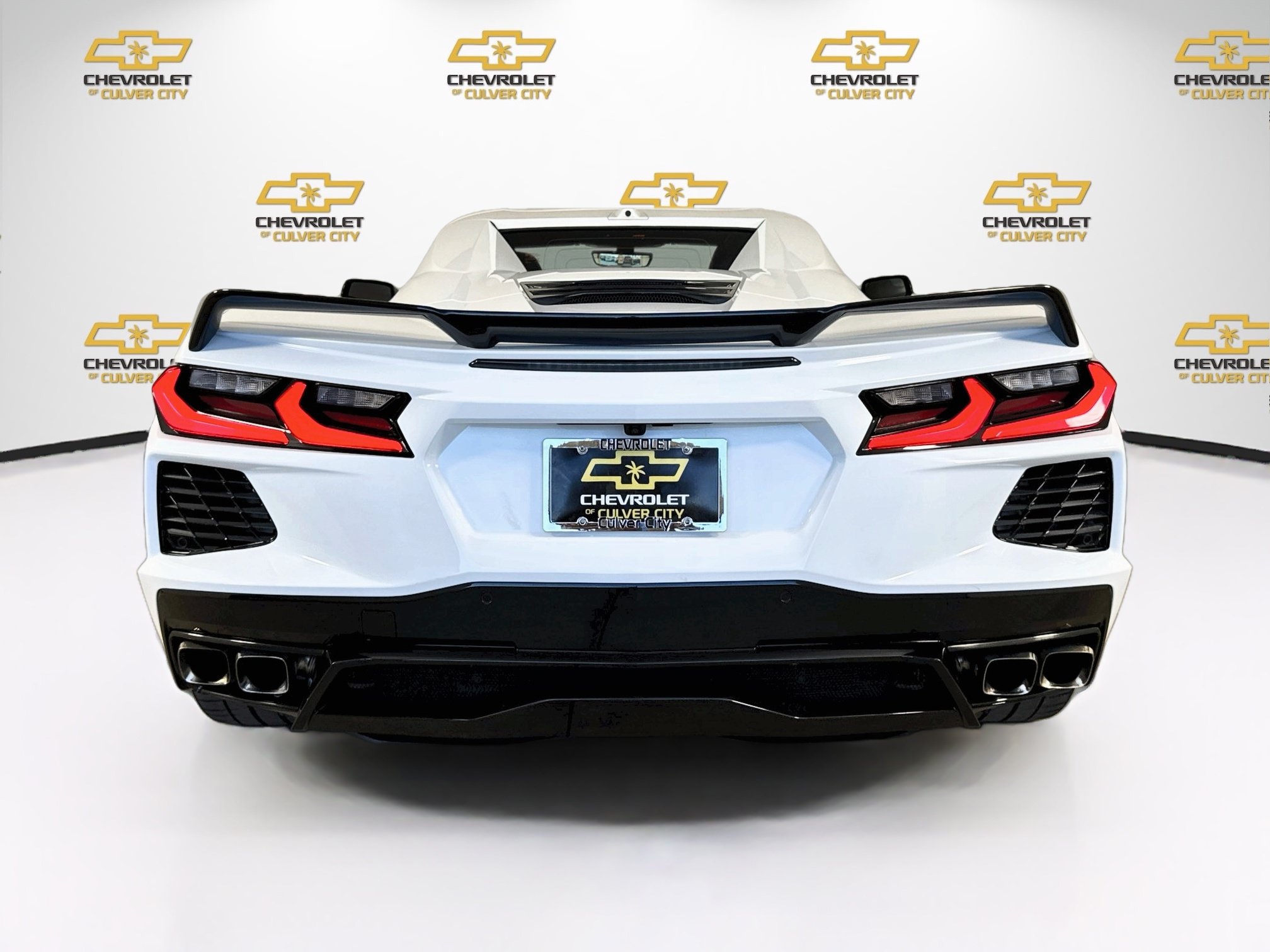 Used 2020 Chevrolet Corvette Stingray Convertible w/ Z51 Performance Package RWD image 7