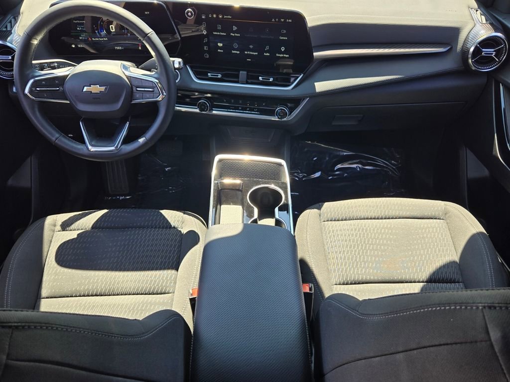 Used 2025 Chevrolet Equinox LT FWD image 11