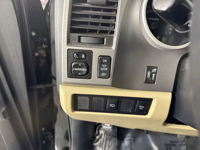 Used 2014 Toyota Sequoia SR5 AWD/4WD image 14