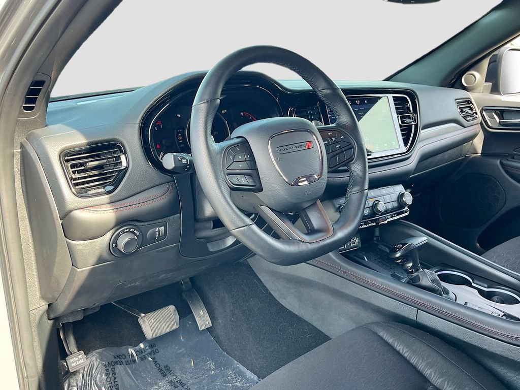 Used 2025 Dodge Durango R/T w/ Blacktop Package AWD/4WD image 9