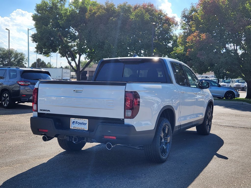 New 2026 Honda Ridgeline Black Edition image 5