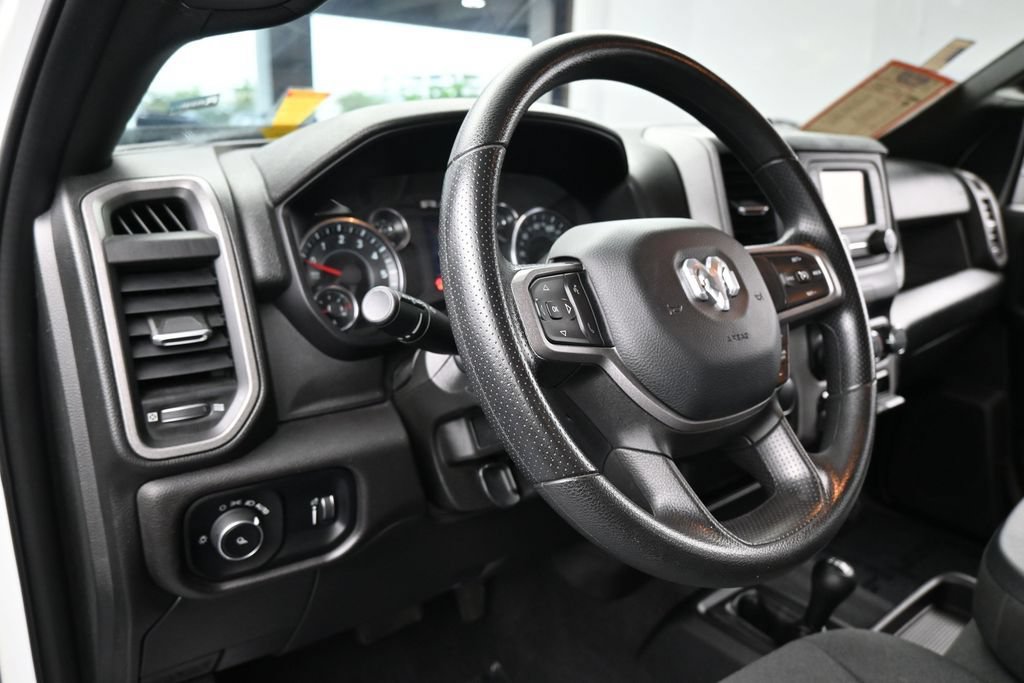 Used 2024 RAM 2500 Tradesman w/ Chrome Appearance Group AWD/4WD image 14