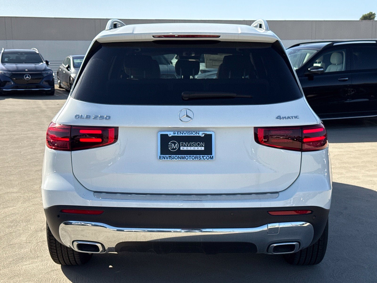 New 2026 Mercedes-Benz GLB 250 4MATIC image 9