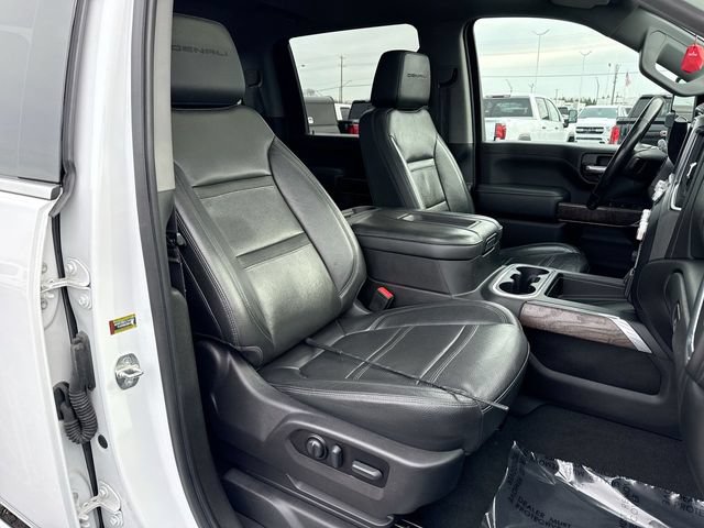 Used 2022 GMC Sierra 3500 Denali AWD/4WD image 25