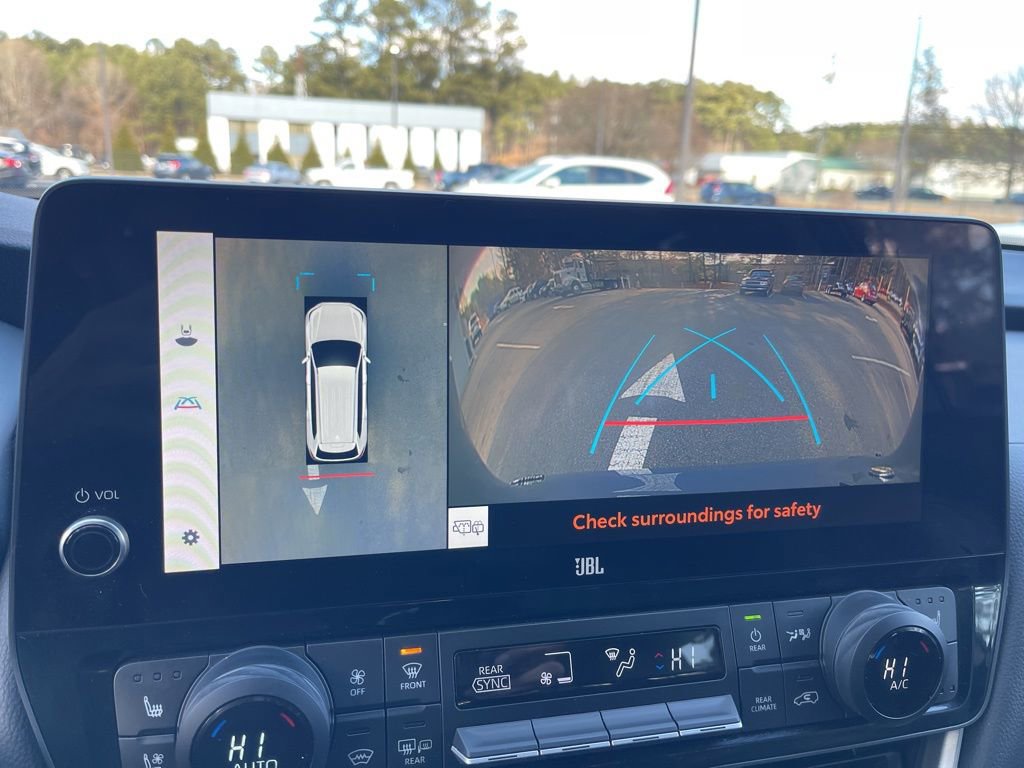 Used 2024 Toyota Grand Highlander Limited image 11