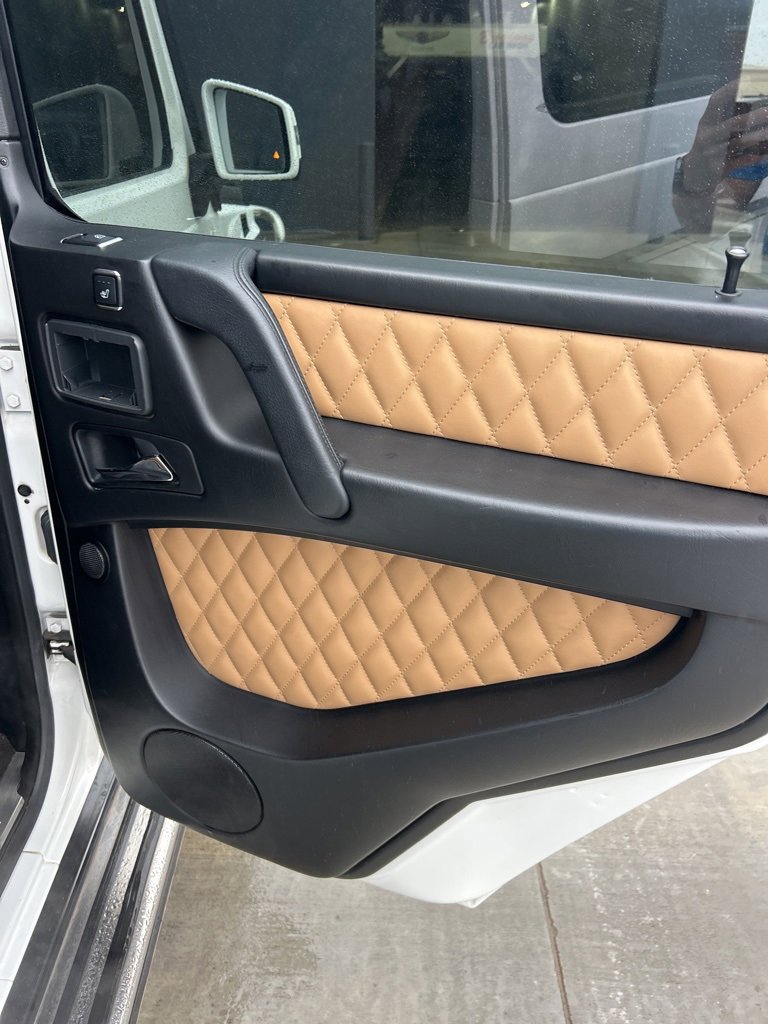 Used 2014 Mercedes-Benz G 63 AMG 4MATIC w/ PA6 Package image 14