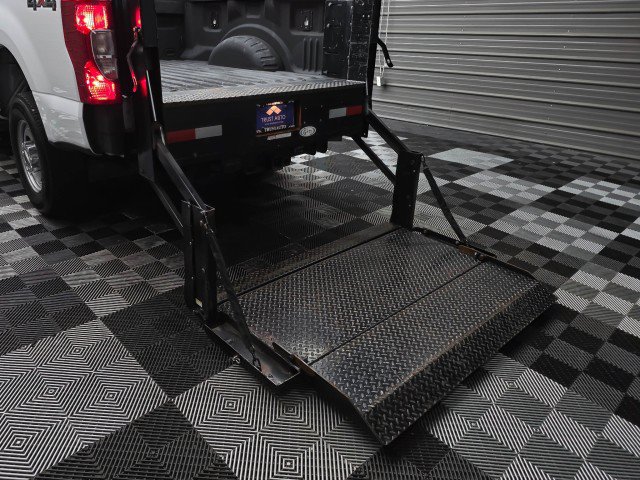 Used 2022 Ford F250 XL w/ Power Equipment Group AWD/4WD image 13