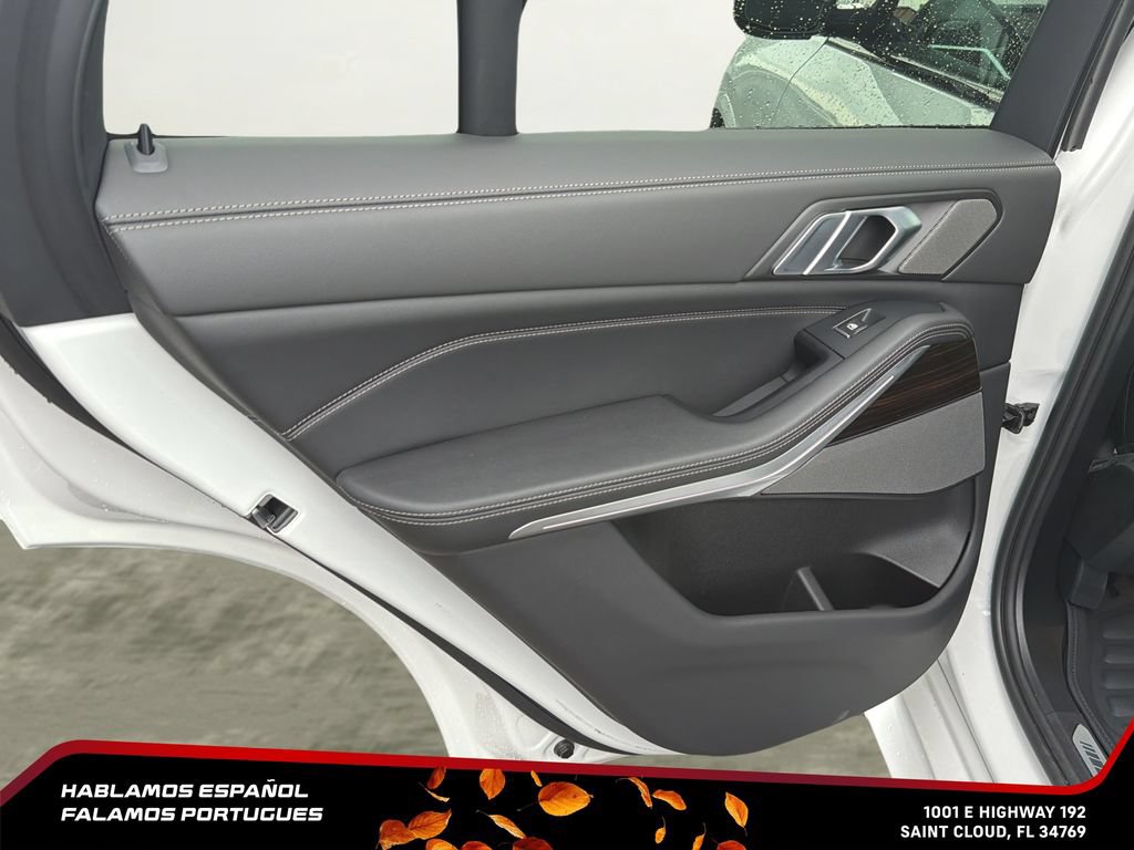 Used 2024 BMW X5 xDrive40i w/ M Sport Package AWD/4WD image 24