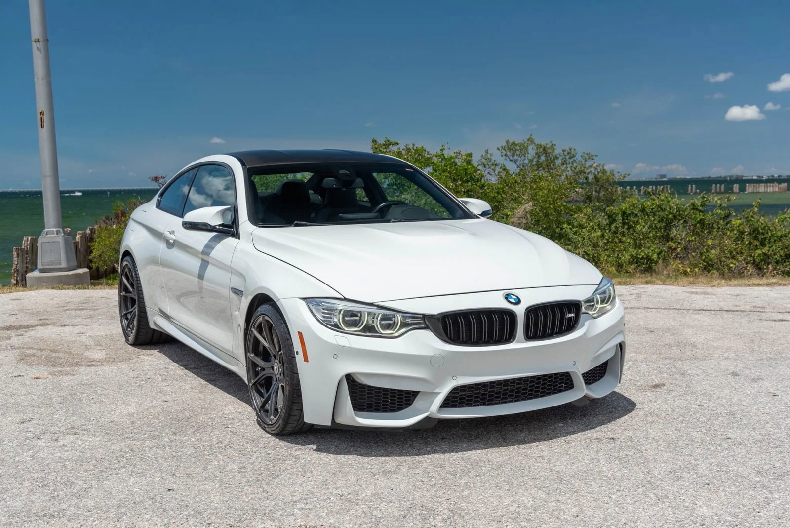 Used 2015 BMW M4 Coupe RWD image 2