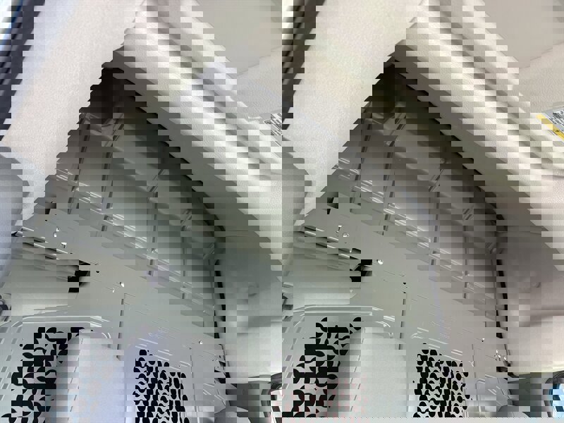 Used 2018 Nissan NV 2500 SV image 24