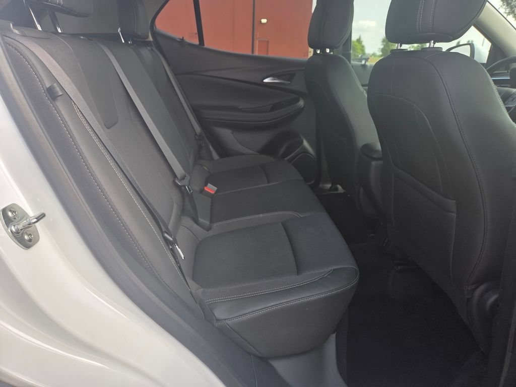 Used 2025 Buick Encore GX Preferred AWD/4WD image 41