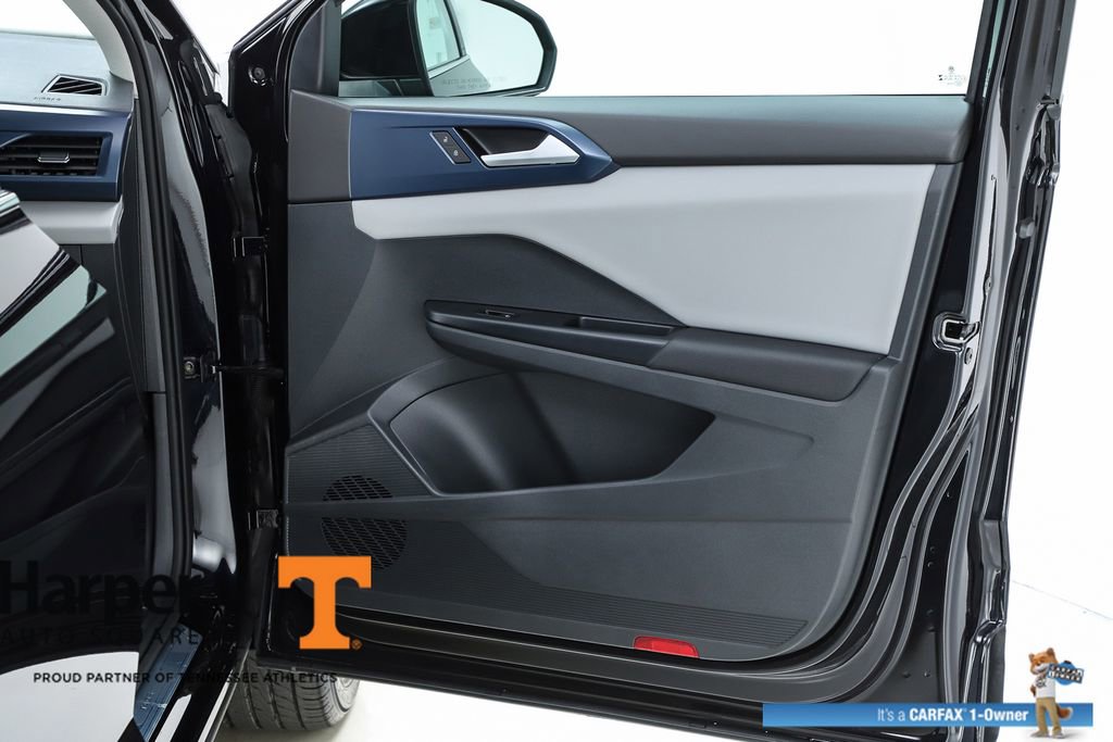 Used 2023 Volkswagen Taos SE w/ Panoramic Sunroof Package AWD/4WD image 69