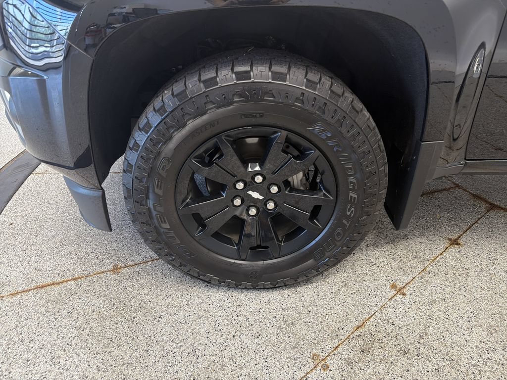 Used 2020 Chevrolet Colorado Z71 w/ Z71 Midnight Edition AWD/4WD image 14