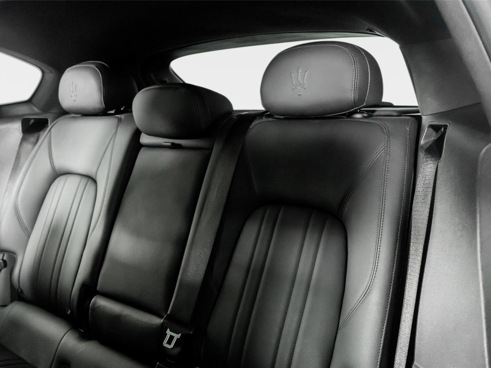 Used 2022 Maserati Levante GT image 22