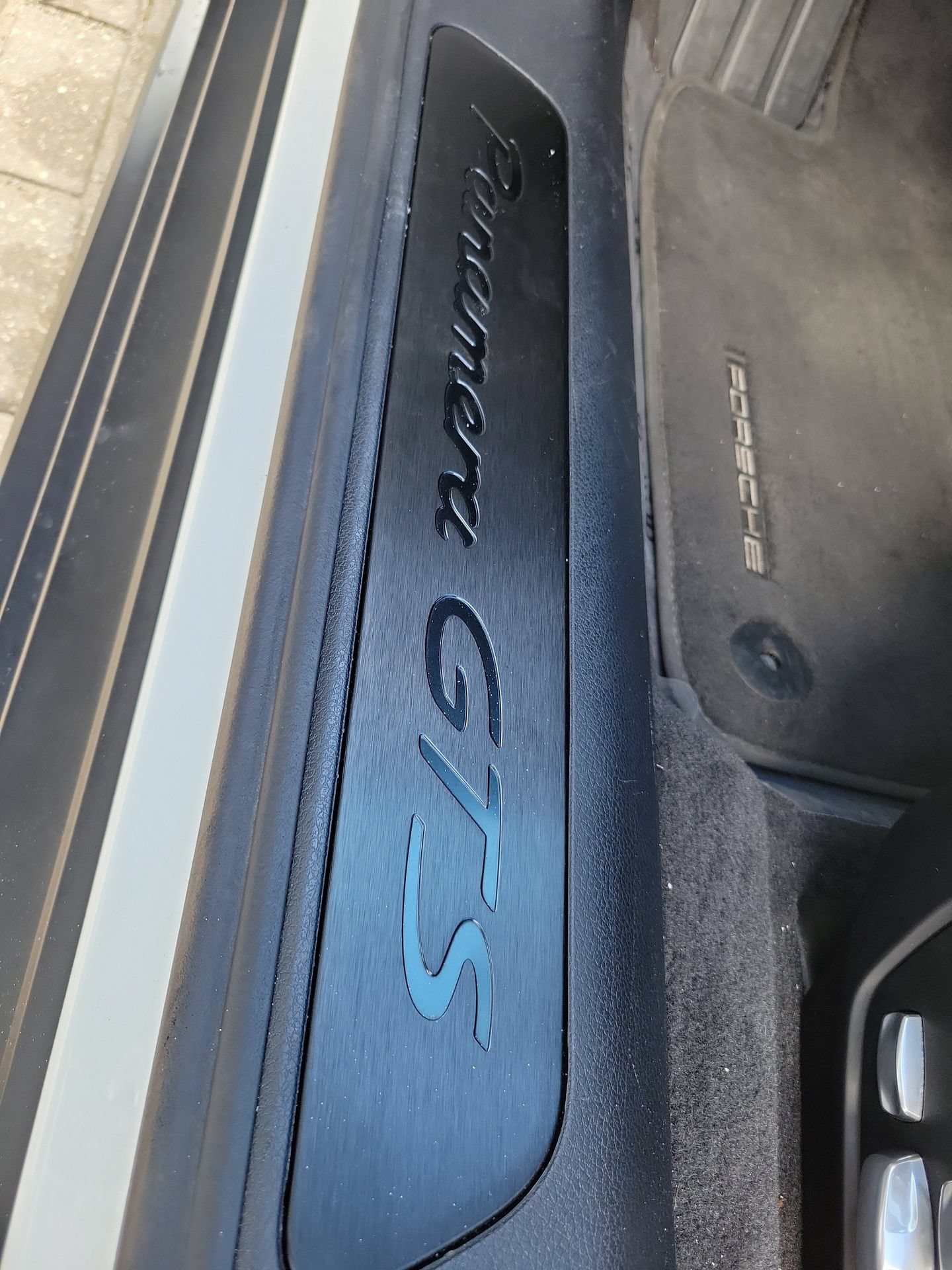 Used 2019 Porsche Panamera GTS AWD/4WD image 27