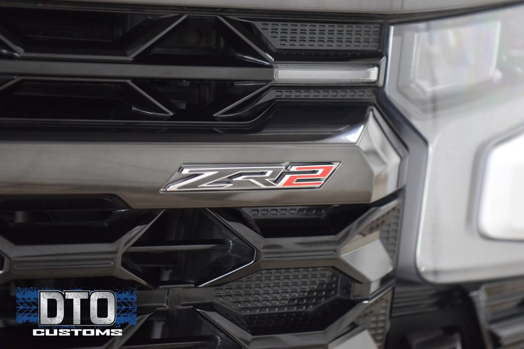 Used 2025 Chevrolet Silverado 1500 ZR2 w/ Technology Package AWD/4WD image 16