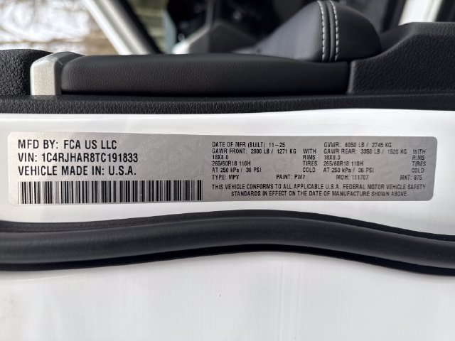 New 2026 Jeep Grand Cherokee Altitude AWD/4WD image 16