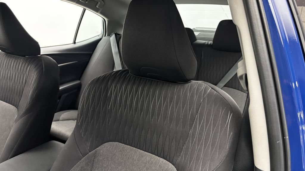 Used 2025 Toyota Camry LE FWD image 16