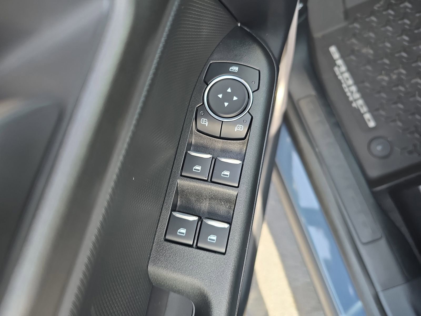 New 2025 Ford Bronco Sport Outer Banks image 13