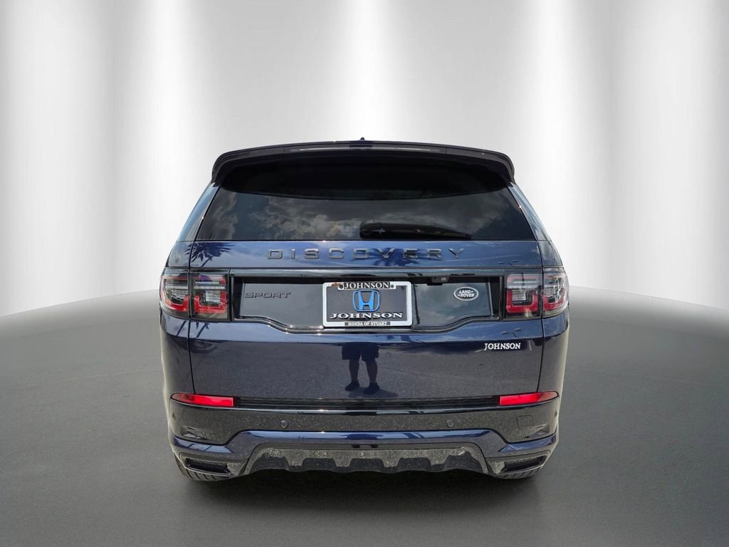 Used 2021 Land Rover Discovery Sport SE R-Dynamic AWD/4WD image 4