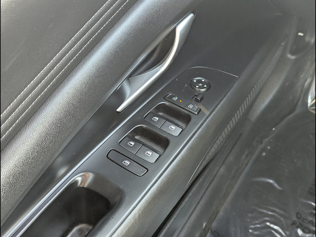 Used 2024 Hyundai Elantra Limited FWD image 28