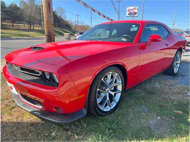 Used 2022 Dodge Challenger GT image 9