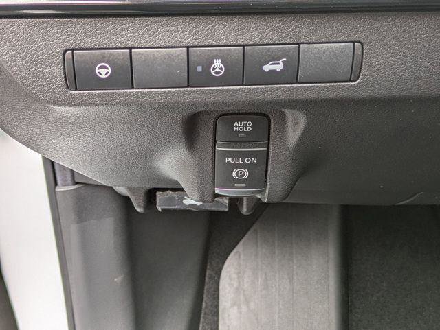 Used 2025 Nissan Murano SL w/ Cargo Package AWD/4WD image 12
