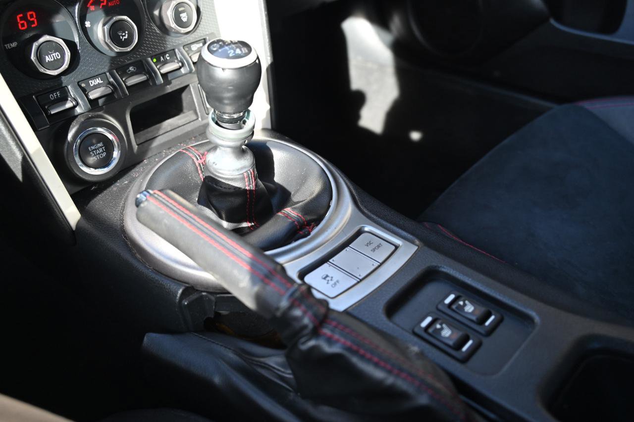 Used 2014 Subaru BRZ Limited RWD image 27