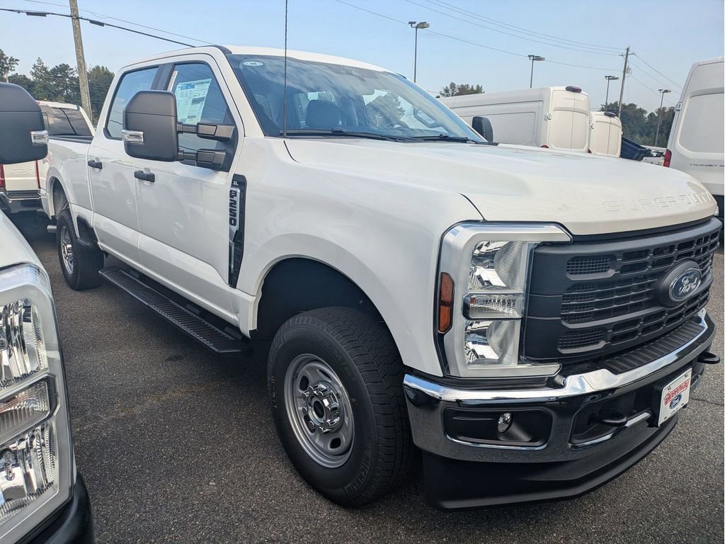 New 2026 Ford F250 XL w/ XL Chrome Package image 4