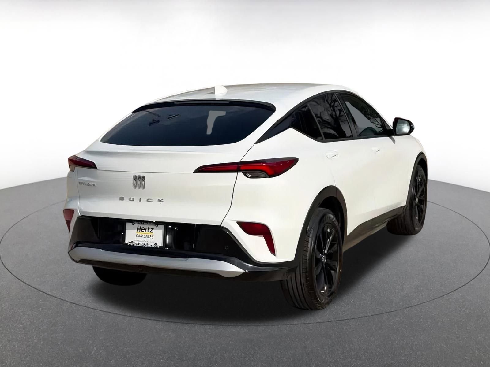 Used 2025 Buick Envista Sport Touring image 14