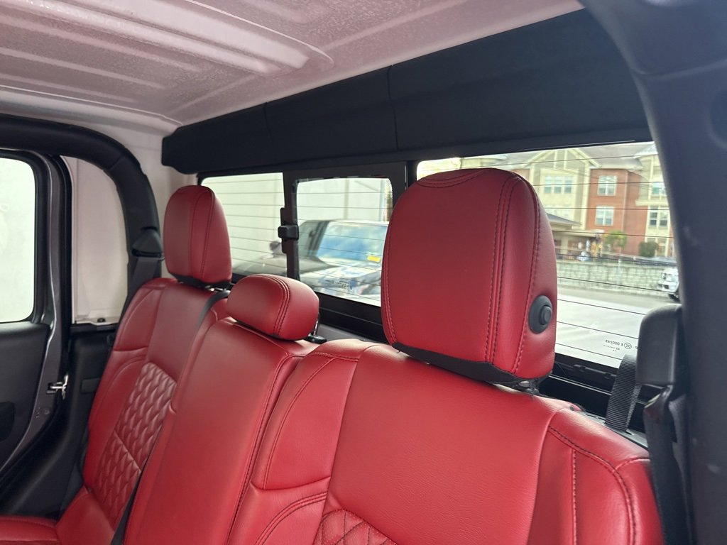 Used 2023 Jeep Gladiator Rubicon w/ LED Lighting Group image 28