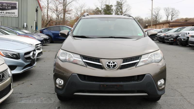 Used 2013 Toyota RAV4 XLE AWD/4WD image 2