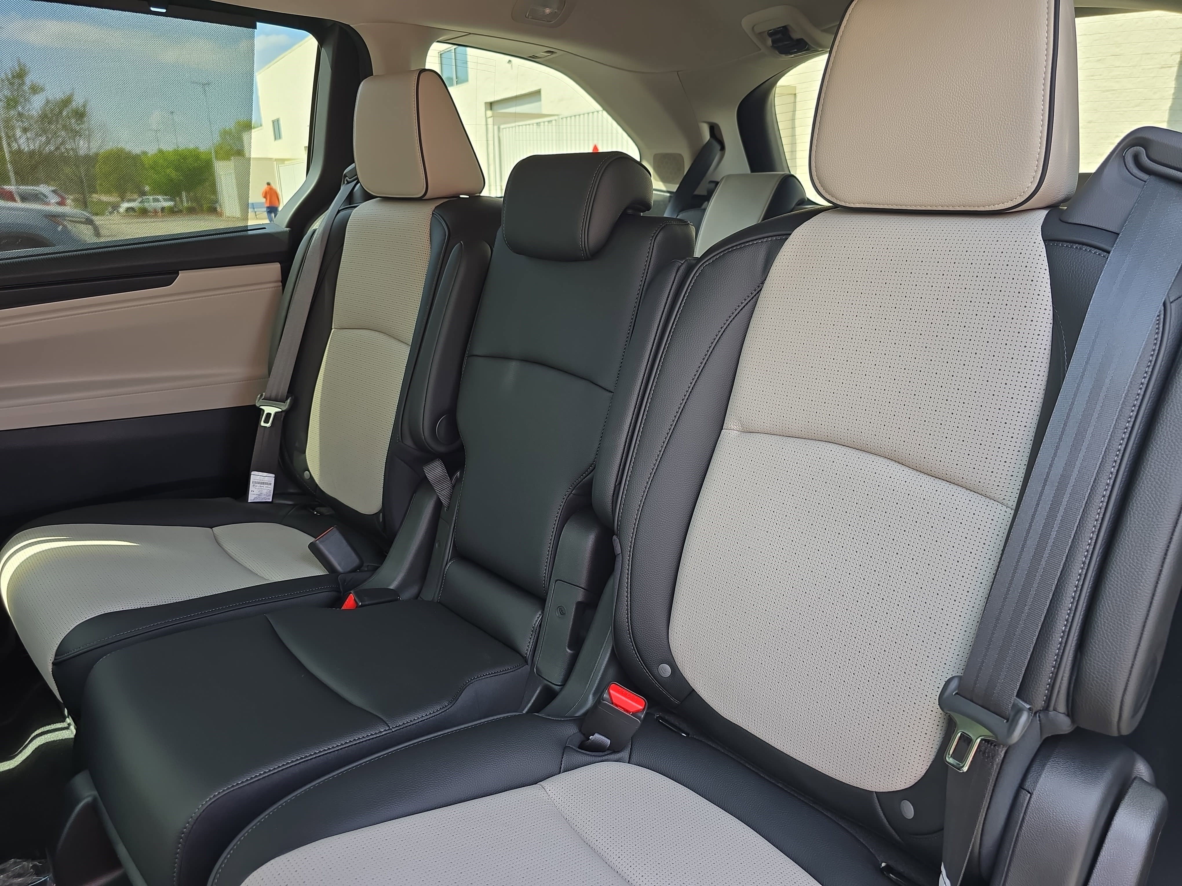 New 2026 Honda Odyssey Elite image 16