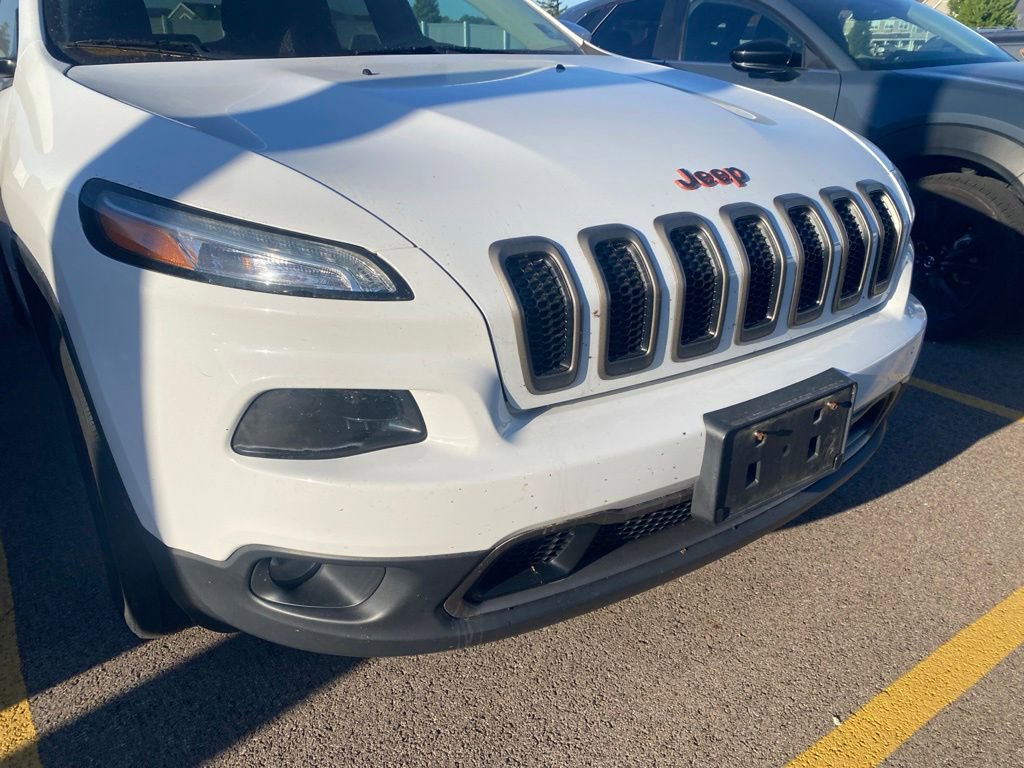 Used 2016 Jeep Cherokee 75th Anniversary AWD/4WD image 4