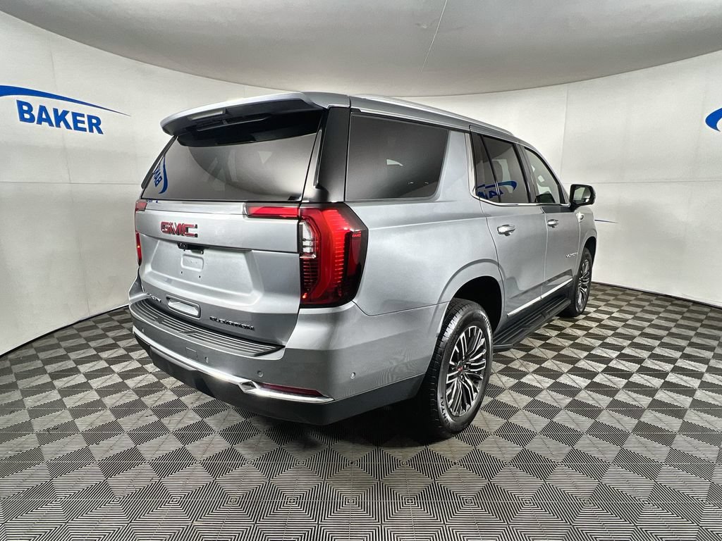 Used 2025 GMC Yukon Elevation w/ Elevation Premium Package AWD/4WD image 9